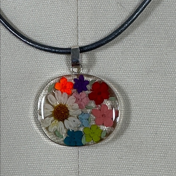 Jewelry - Floral Pendant Necklace with Multicolor Accents
